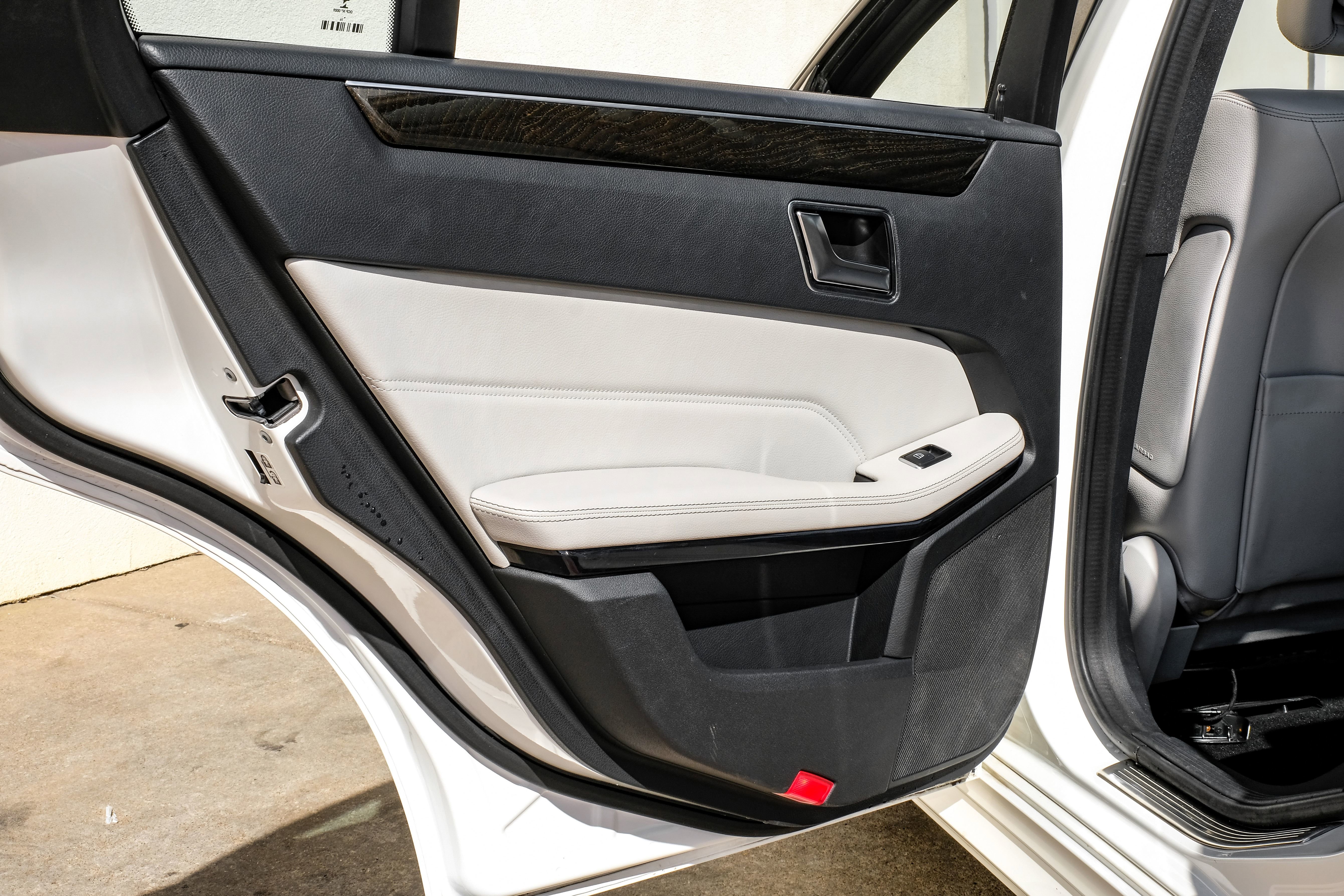 Used 2015 Mercedes-Benz E 350 Sedan w/ Premium 1 Package image 43