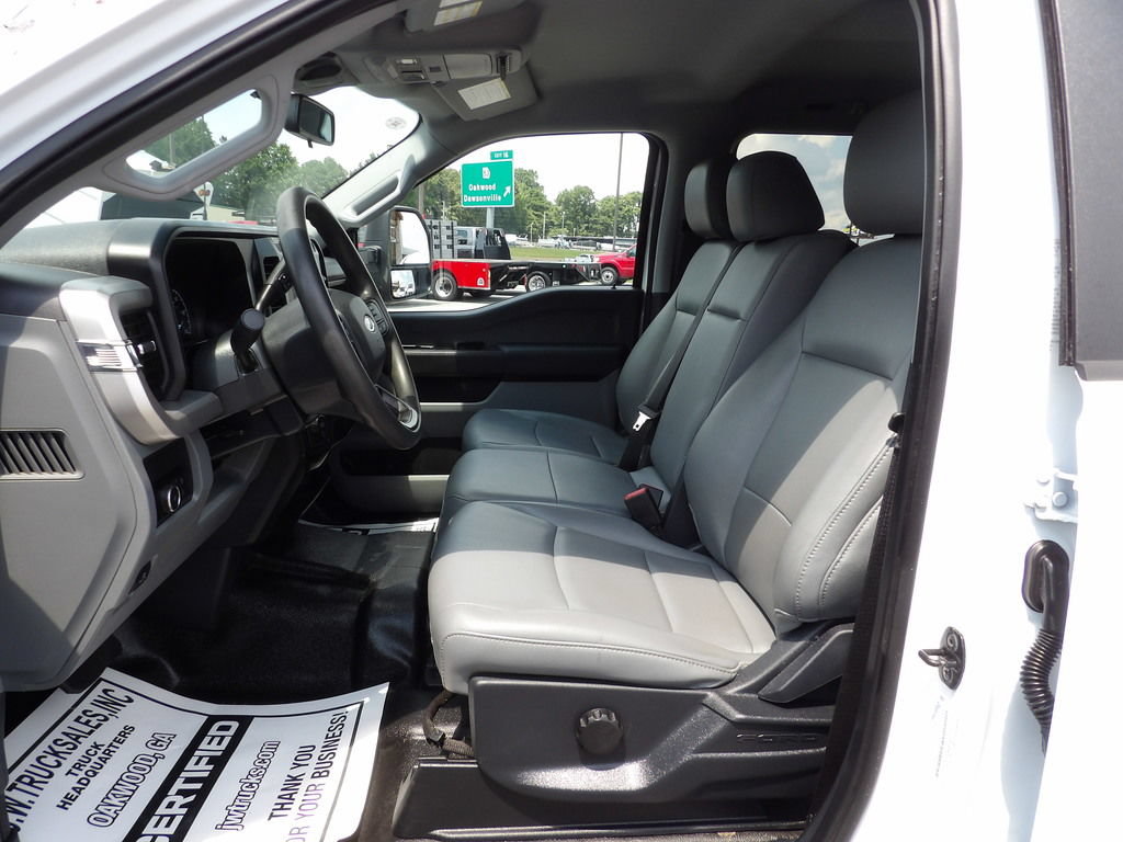 Used 2023 Ford F350 XL w/ Snow Plow Prep Package AWD/4WD image 29