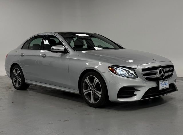 Used 2019 Mercedes-Benz E 300 4MATIC w/ Premium 1 Package image 6