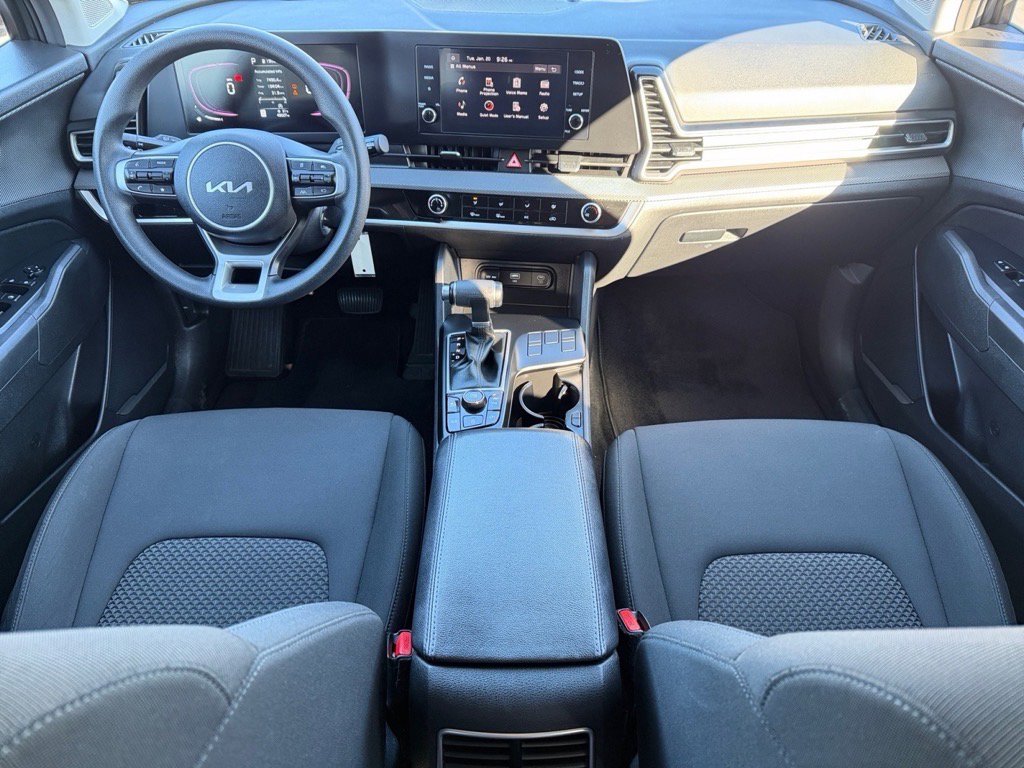 Used 2024 Kia Sportage LX image 13