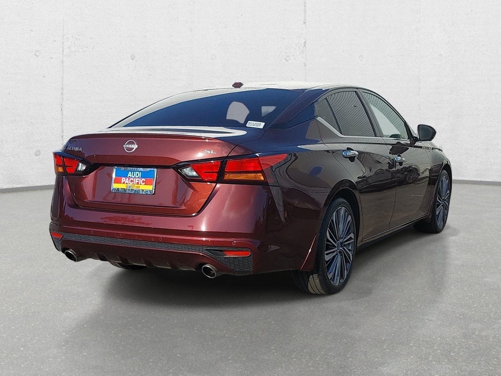 Used 2024 Nissan Altima 2.5 SL FWD image 5