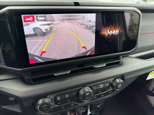 New 2026 Jeep Wrangler Unlimited Rubicon w/ Safety Group image 13