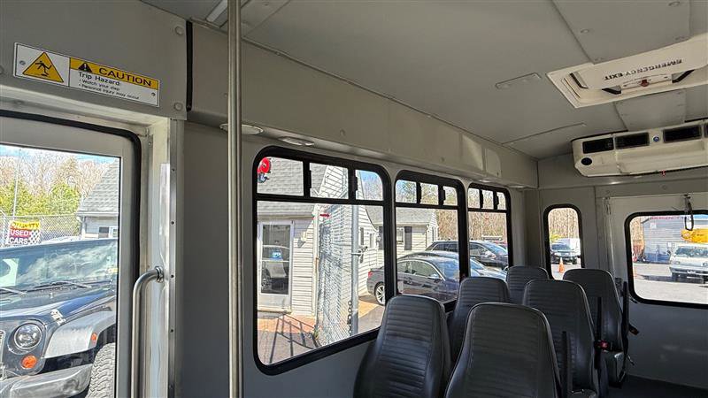 Used 2015 Ford E-350 and Econoline 350 Super Duty w/ Shuttle Bus Prep Package image 25