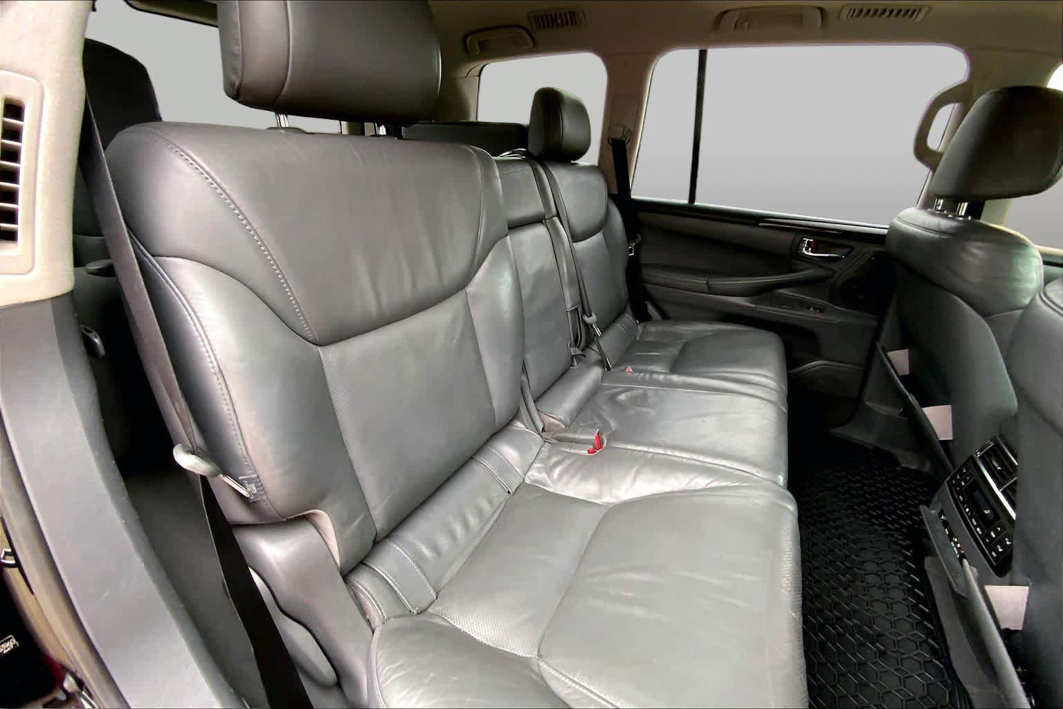 Used 2010 Lexus LX 570 4WD image 18