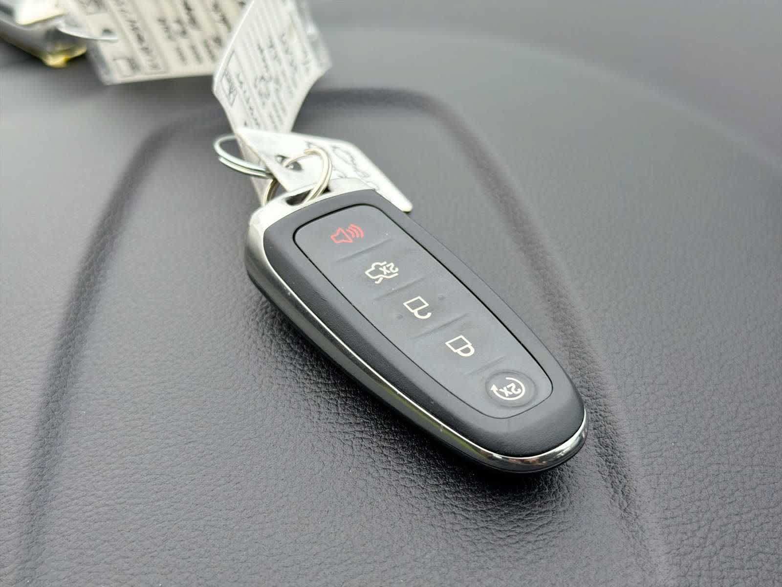 Used 2019 Ford Escape SE FWD image 28
