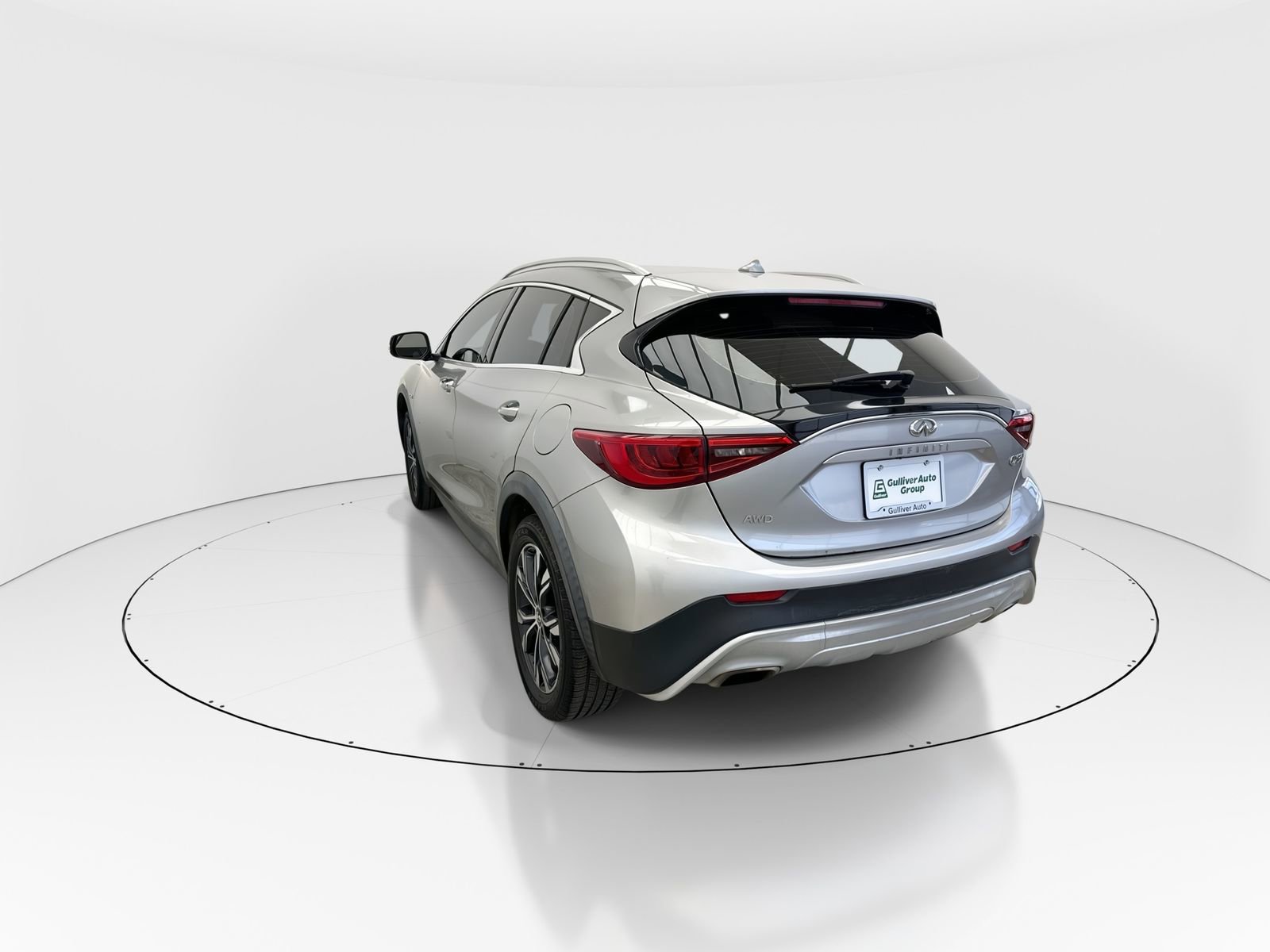 Used 2018 INFINITI QX30 Premium w/ Cargo Package image 6