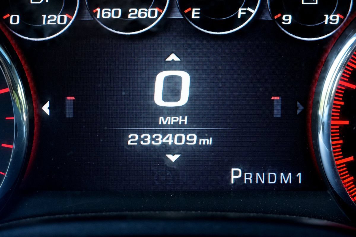 Used 2016 GMC Sierra 3500 Denali w/ Duramax Plus Package AWD/4WD image 43