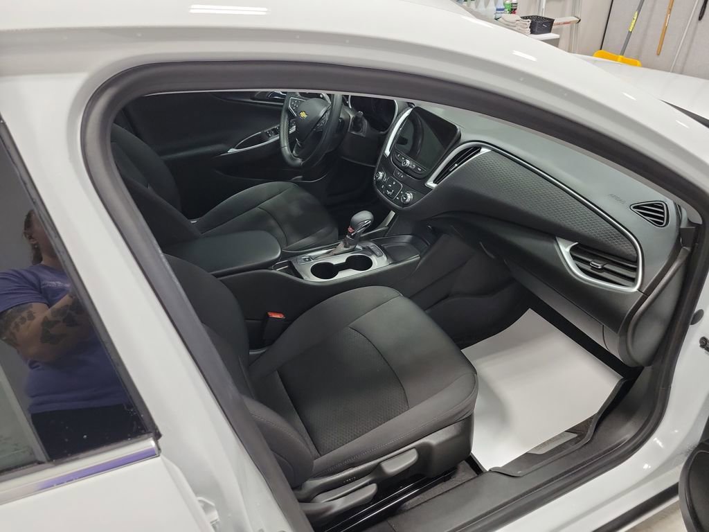 Used 2024 Chevrolet Malibu RS w/ LPO, Floor Liner Package image 7
