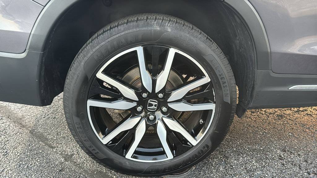 Used 2022 Honda Pilot Touring image 8