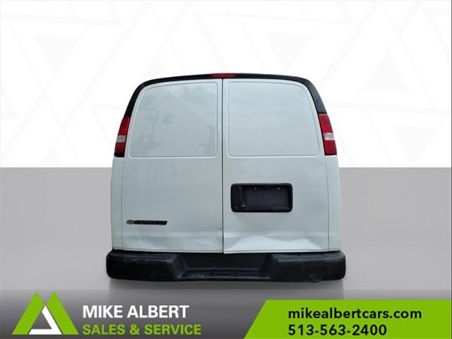 Used 2022 Chevrolet Express 2500 Extended w/ Driver Convenience Package image 6