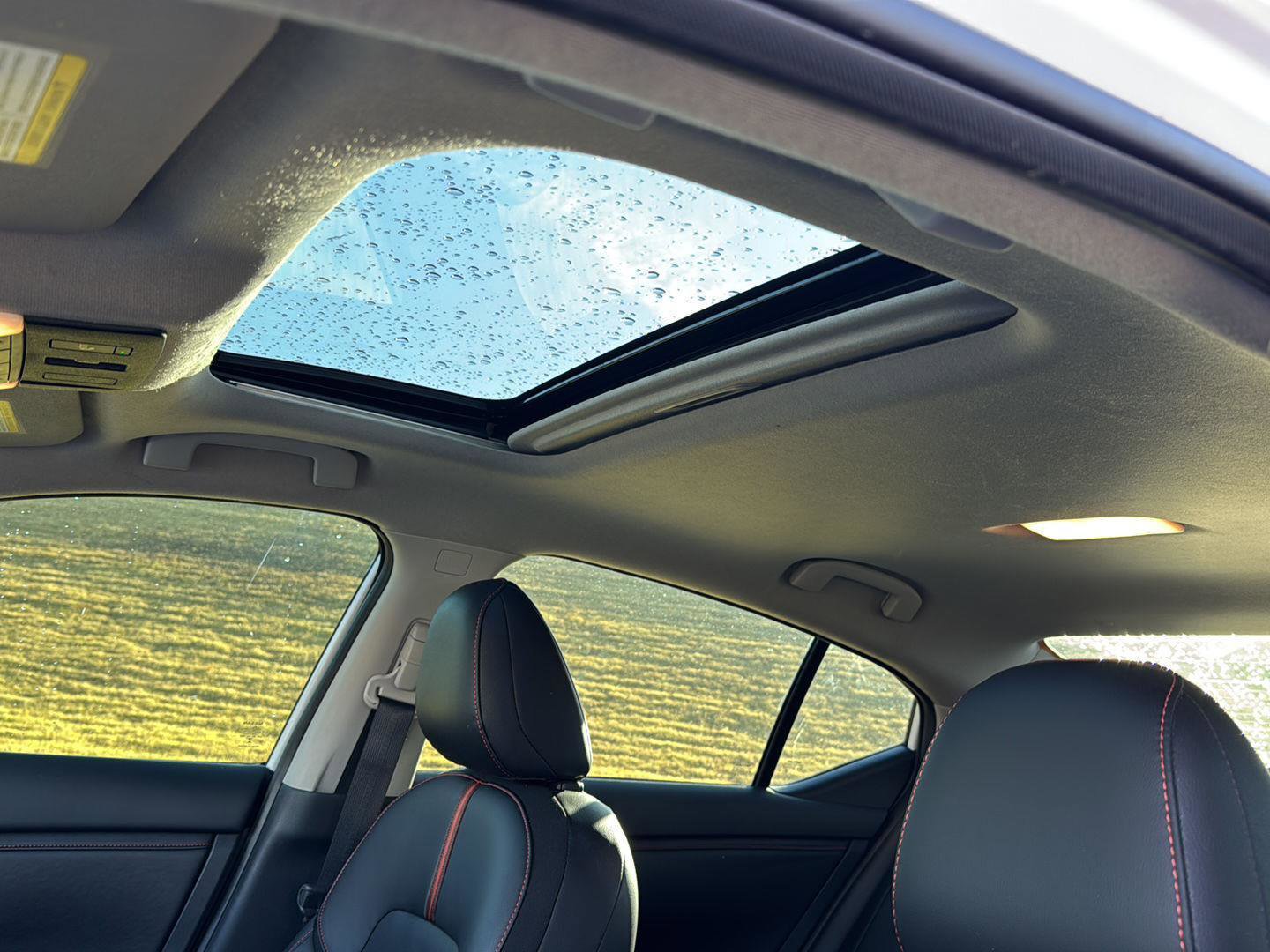 Used 2024 Nissan Sentra SR w/ SR Premium Package image 27