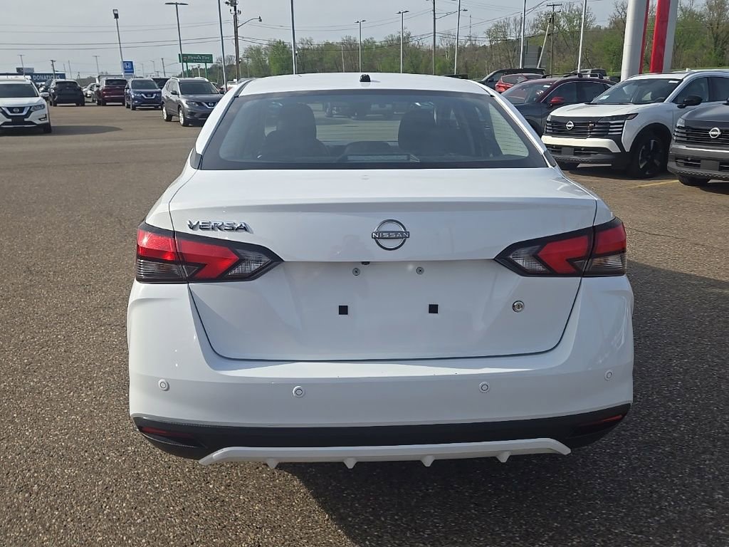 Used 2023 Nissan Versa S w/ Trunk Package FWD image 6