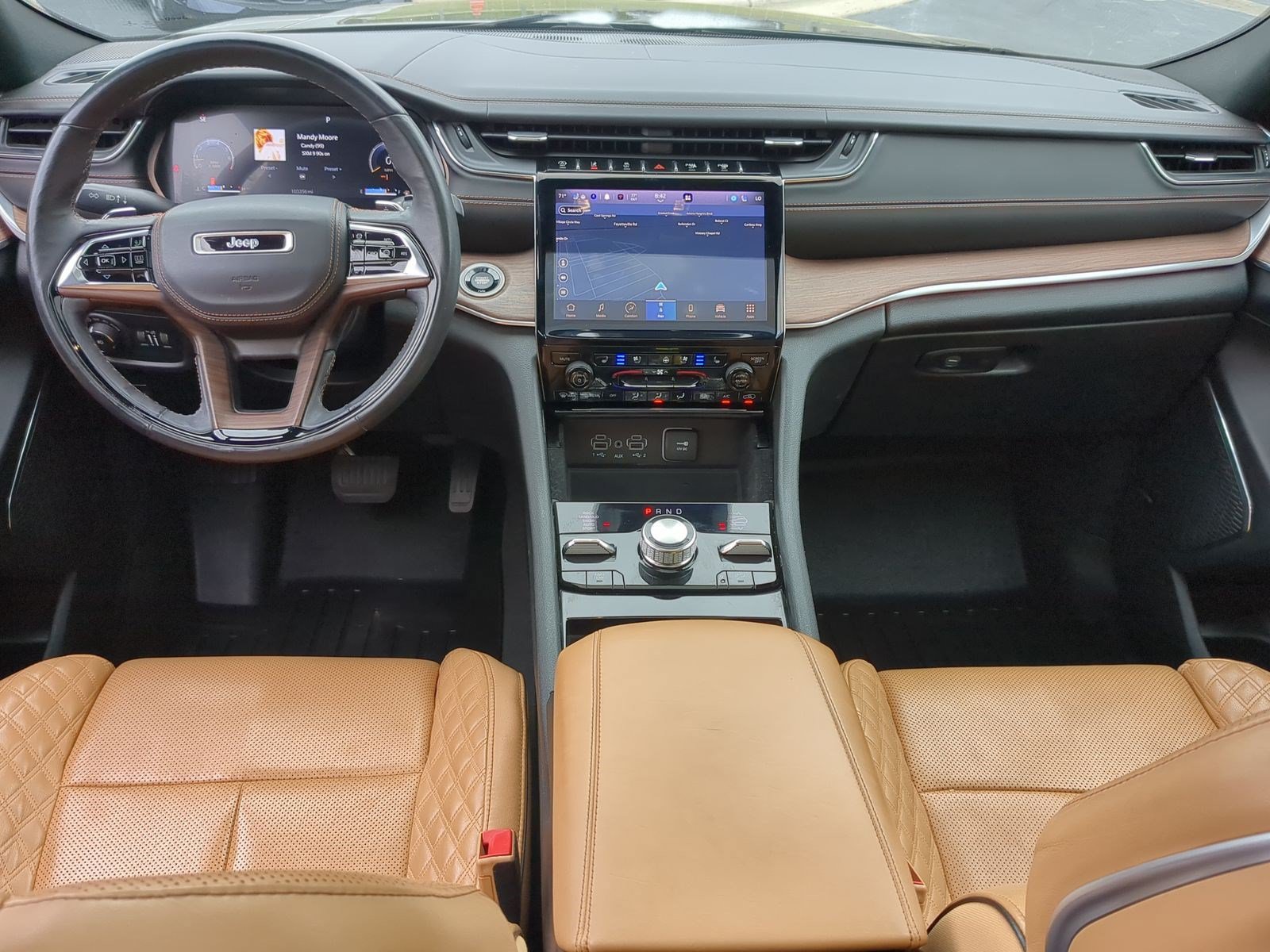 Used 2022 Jeep Grand Cherokee L Summit w/ Luxury Tech Group V AWD/4WD image 30