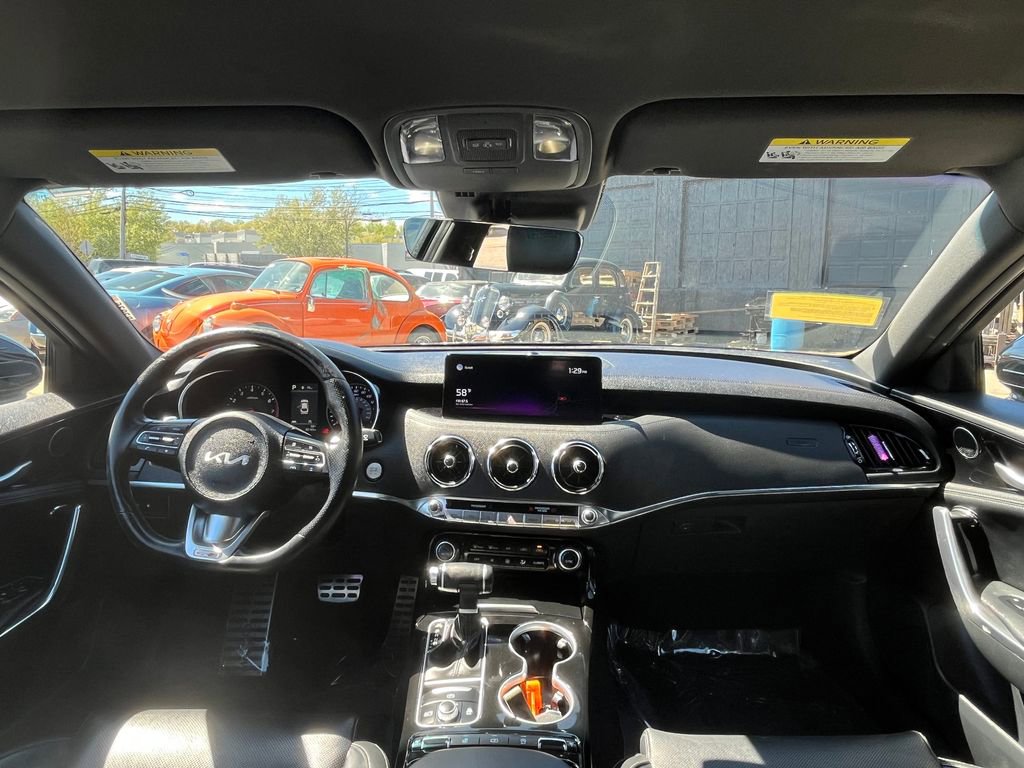Used 2022 Kia Stinger GT-Line AWD/4WD image 17