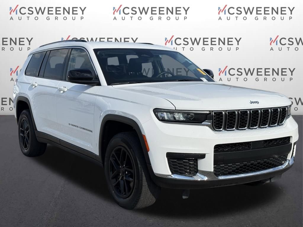 Used 2023 Jeep Grand Cherokee L Laredo RWD image 9