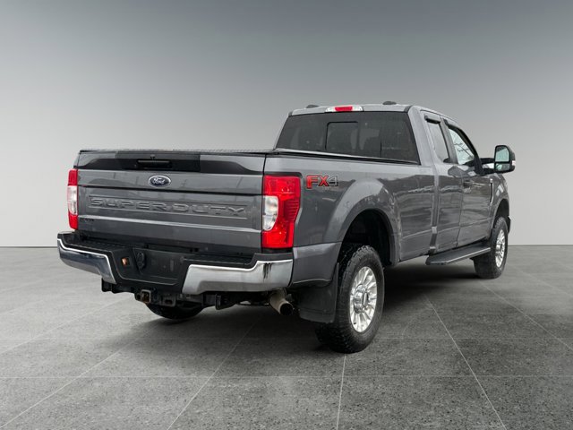 Used 2022 Ford F250 XL w/ STX Appearance Package image 5