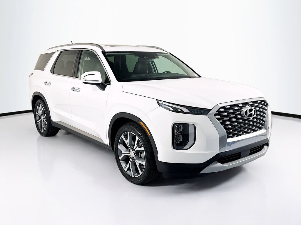 Used 2020 Hyundai Palisade SEL w/ Premium Package FWD image 3
