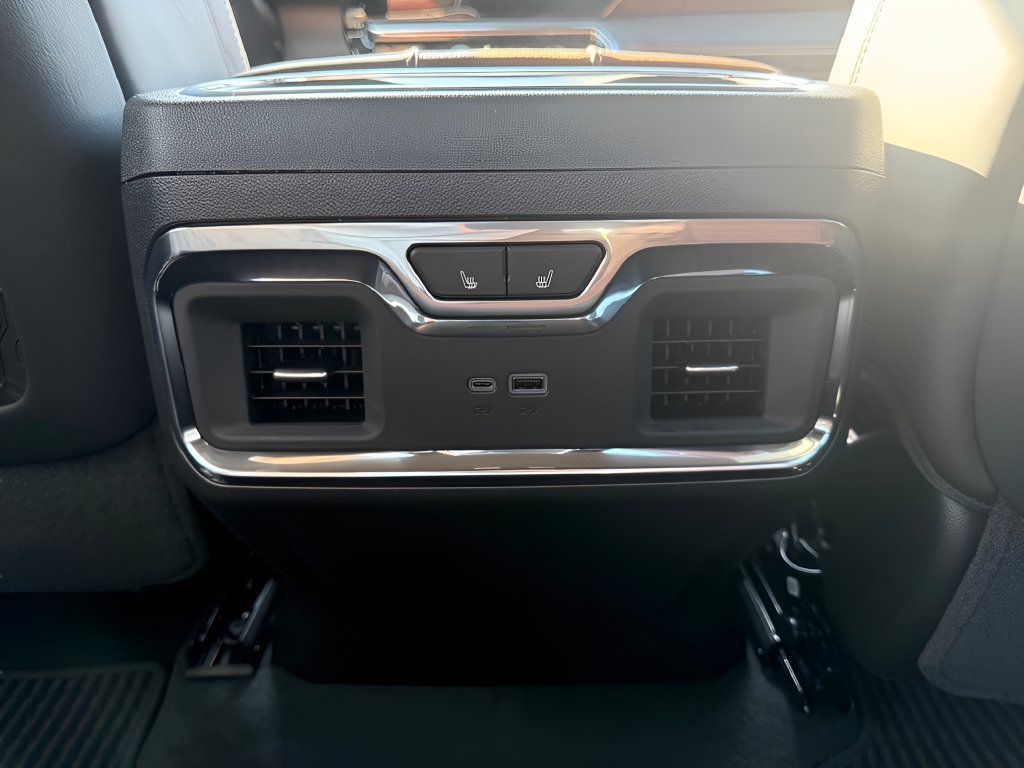 New 2026 GMC Sierra 1500 Denali Ultimate AWD/4WD image 31