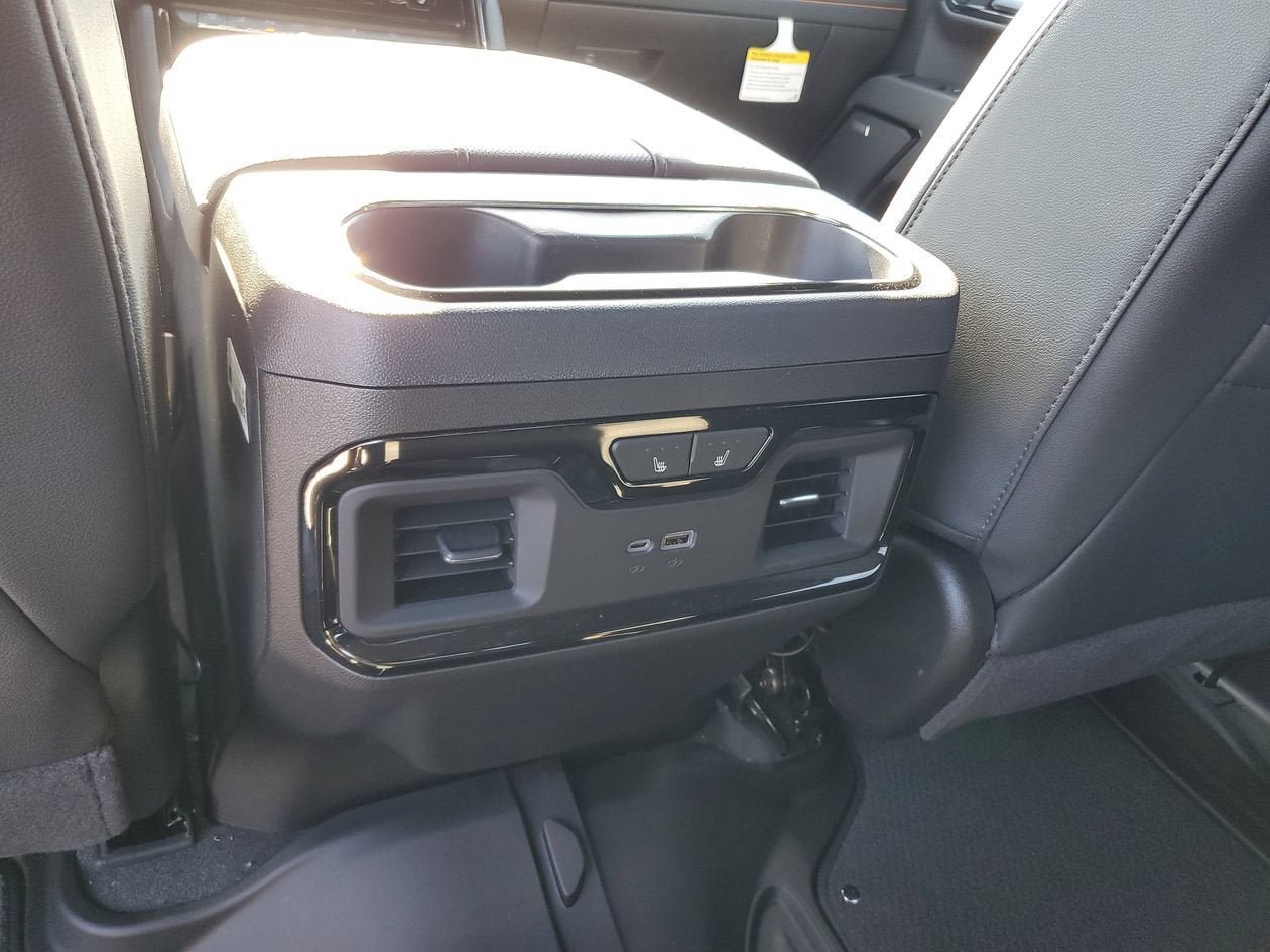 New 2026 GMC Sierra 3500 AT4 w/ AT4 Premium Plus Package AWD/4WD image 17