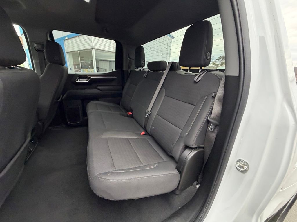 Used 2025 Chevrolet Silverado 1500 LT image 10