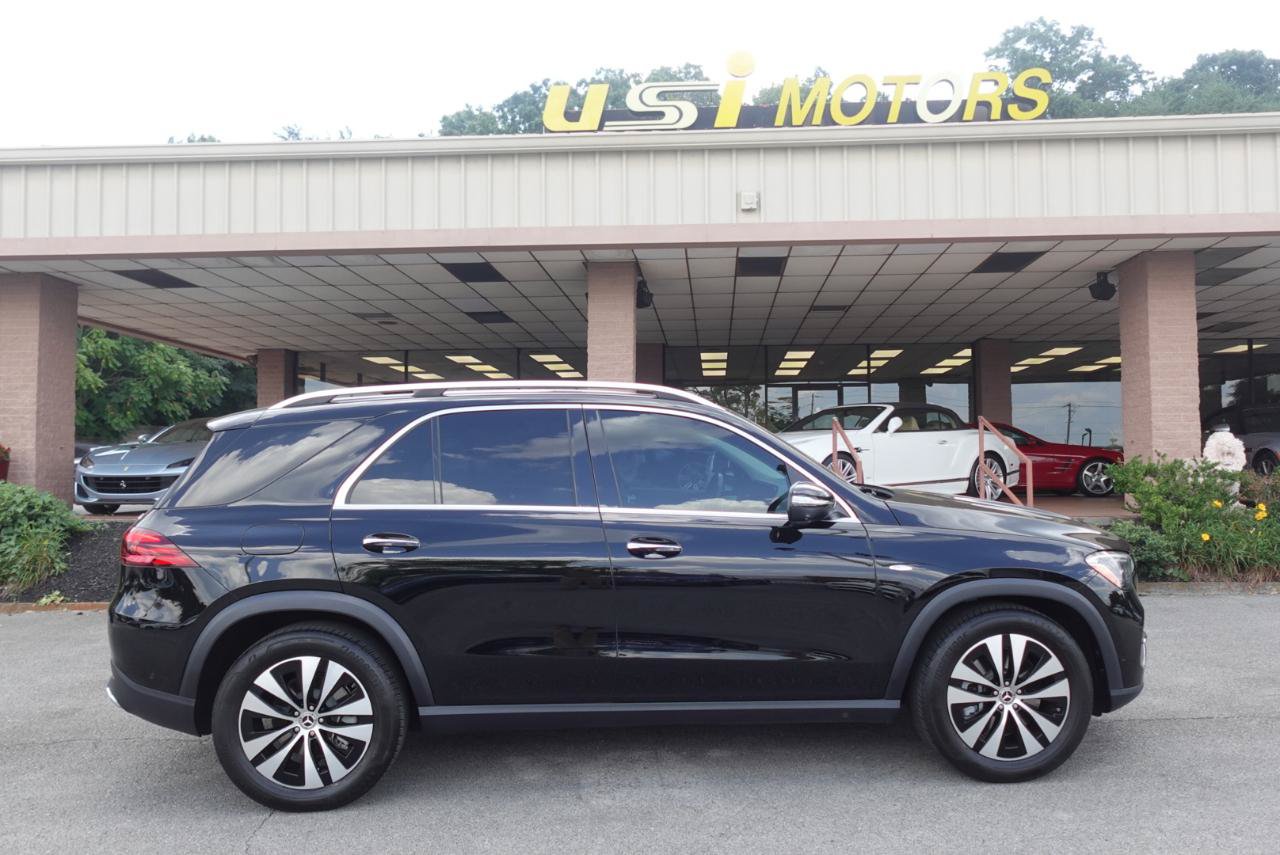 Used 2025 Mercedes-Benz GLE 450e 4MATIC image 2