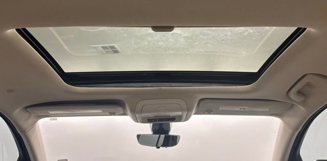 Used 2022 GMC Acadia Denali w/ Denali Ultimate Package image 33