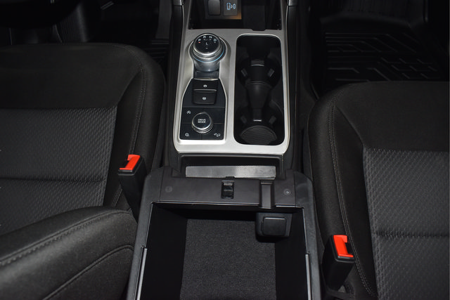 Used 2024 Ford Explorer XLT w/ Class IV Trailer Tow Package AWD/4WD image 27