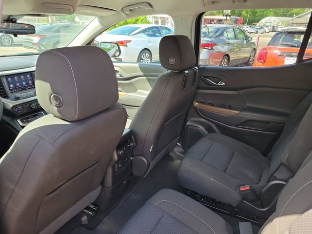 Used 2023 GMC Acadia SLE w/ Driver Convenience Package image 28