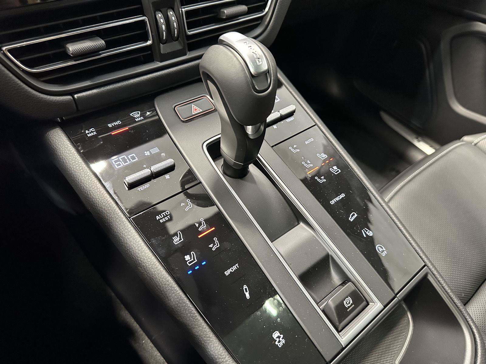 New 2026 Porsche Macan S AWD/4WD image 31