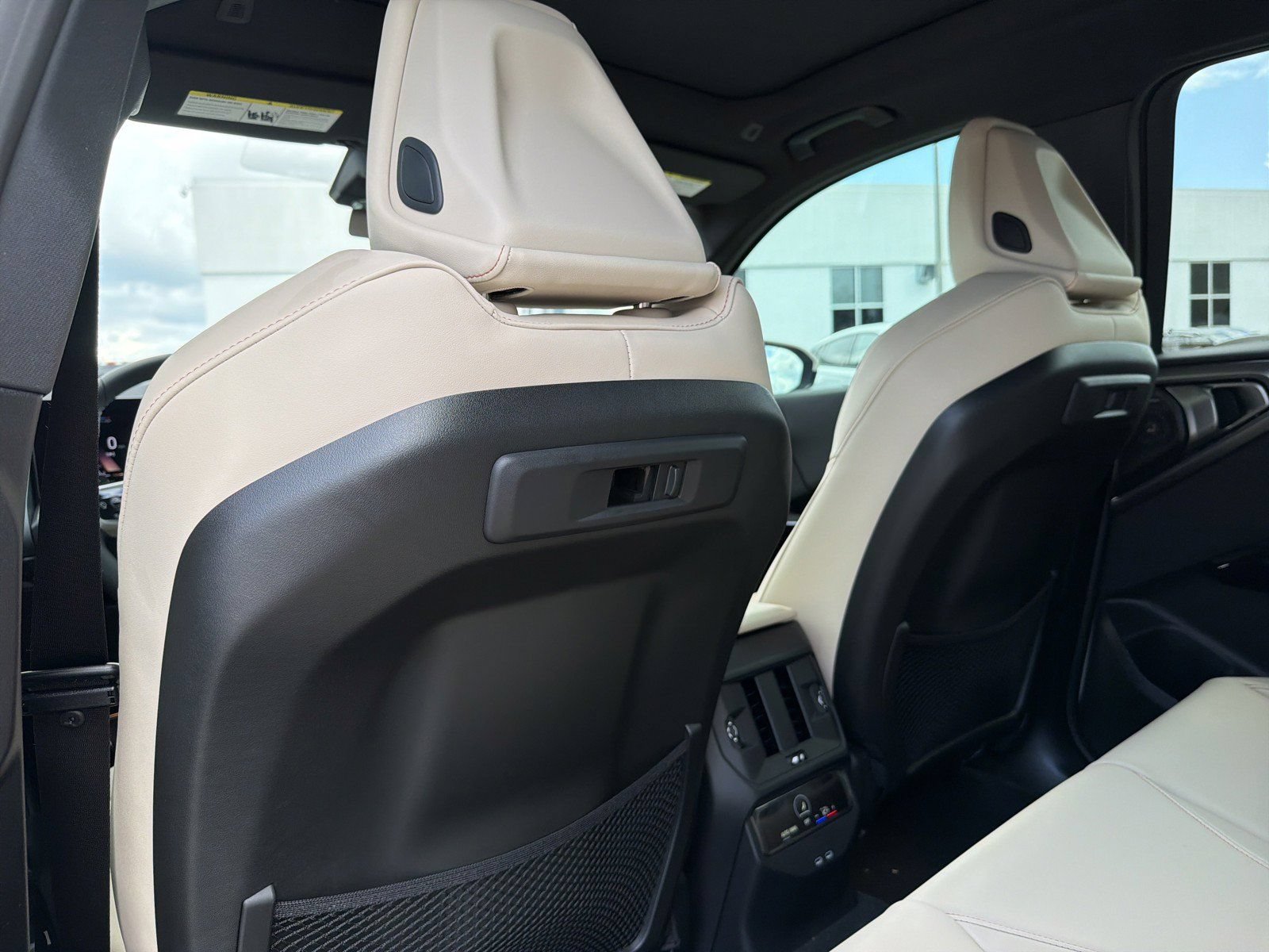 New 2026 BMW X3 xDrive30i w/ Premium Package AWD/4WD image 19