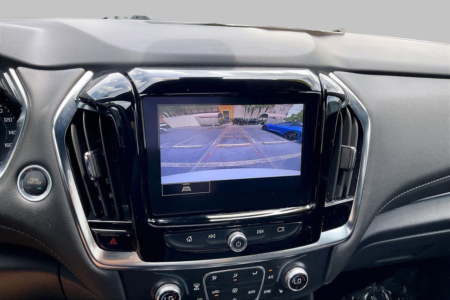 Certified 2023 Chevrolet Traverse LT FWD image 21