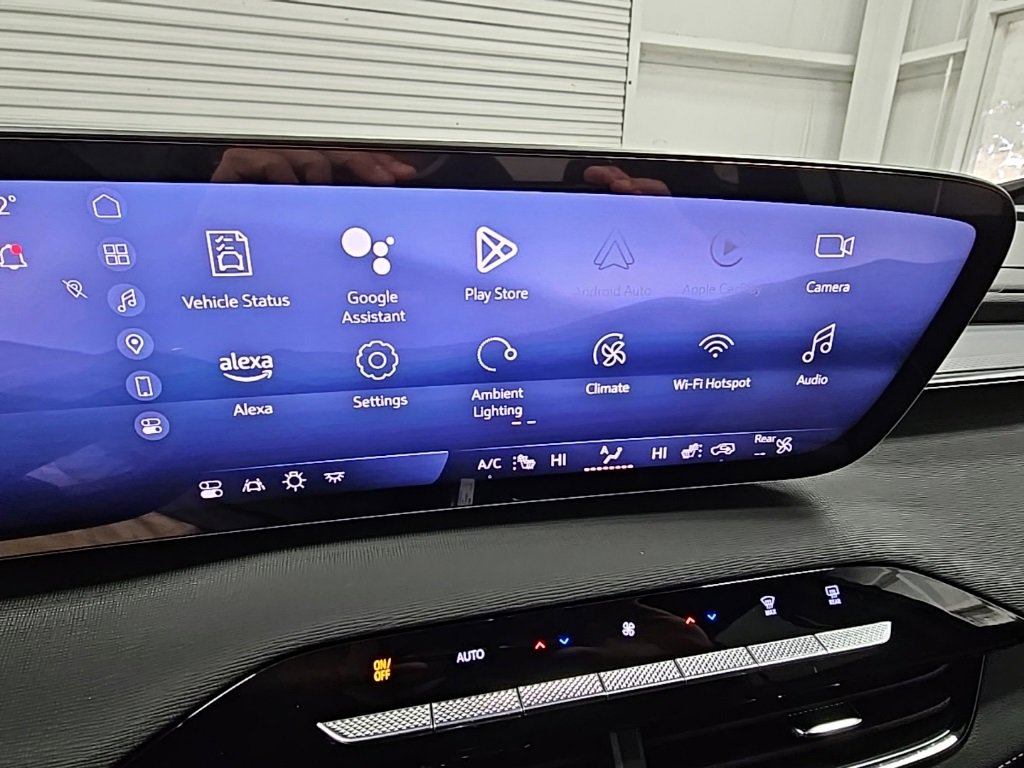 New 2025 Buick Enclave Sport Touring w/ Power Package image 13