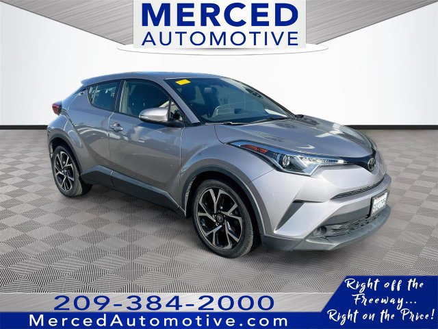 Used 2019 Toyota C-HR XLE FWD image 1