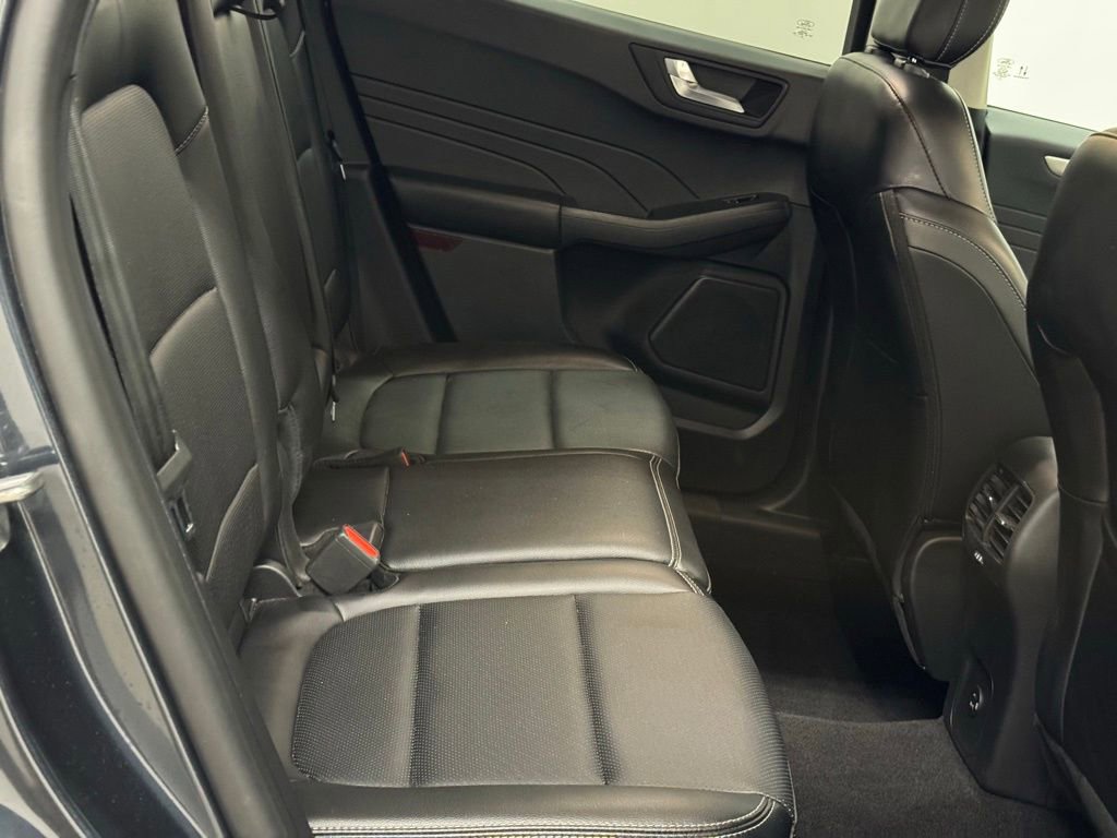 Used 2022 Ford Escape SEL w/ Equipment Group 302A image 23
