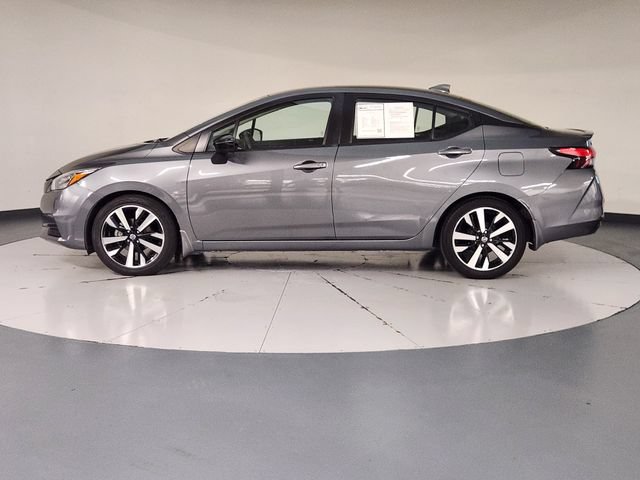 Used 2022 Nissan Versa SR w/ Convenience Package FWD image 5