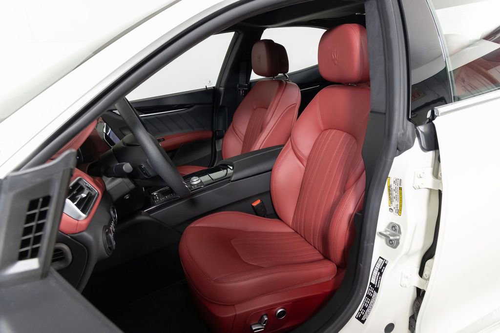 Used 2023 Maserati Ghibli GT image 5