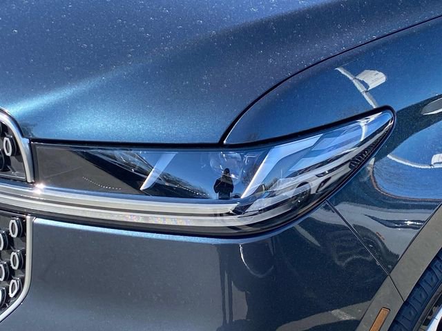 New 2026 Lincoln Navigator Reserve AWD/4WD image 4