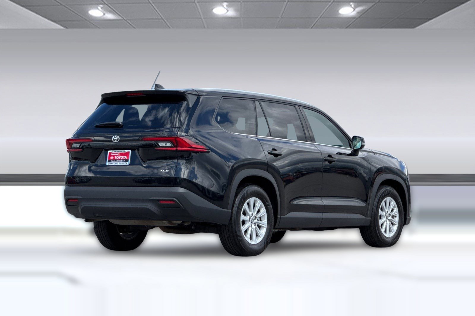 Used 2025 Toyota Grand Highlander FWD image 9
