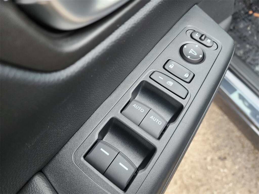 Used 2024 Honda CR-V Sport image 27