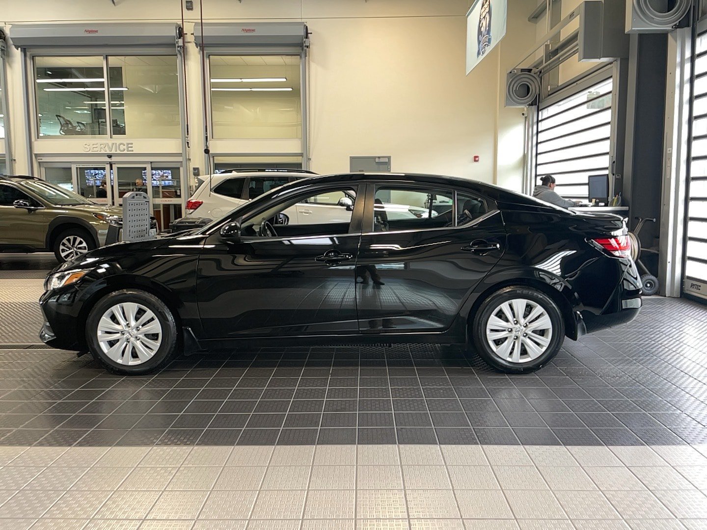 Used 2021 Nissan Sentra S FWD image 4