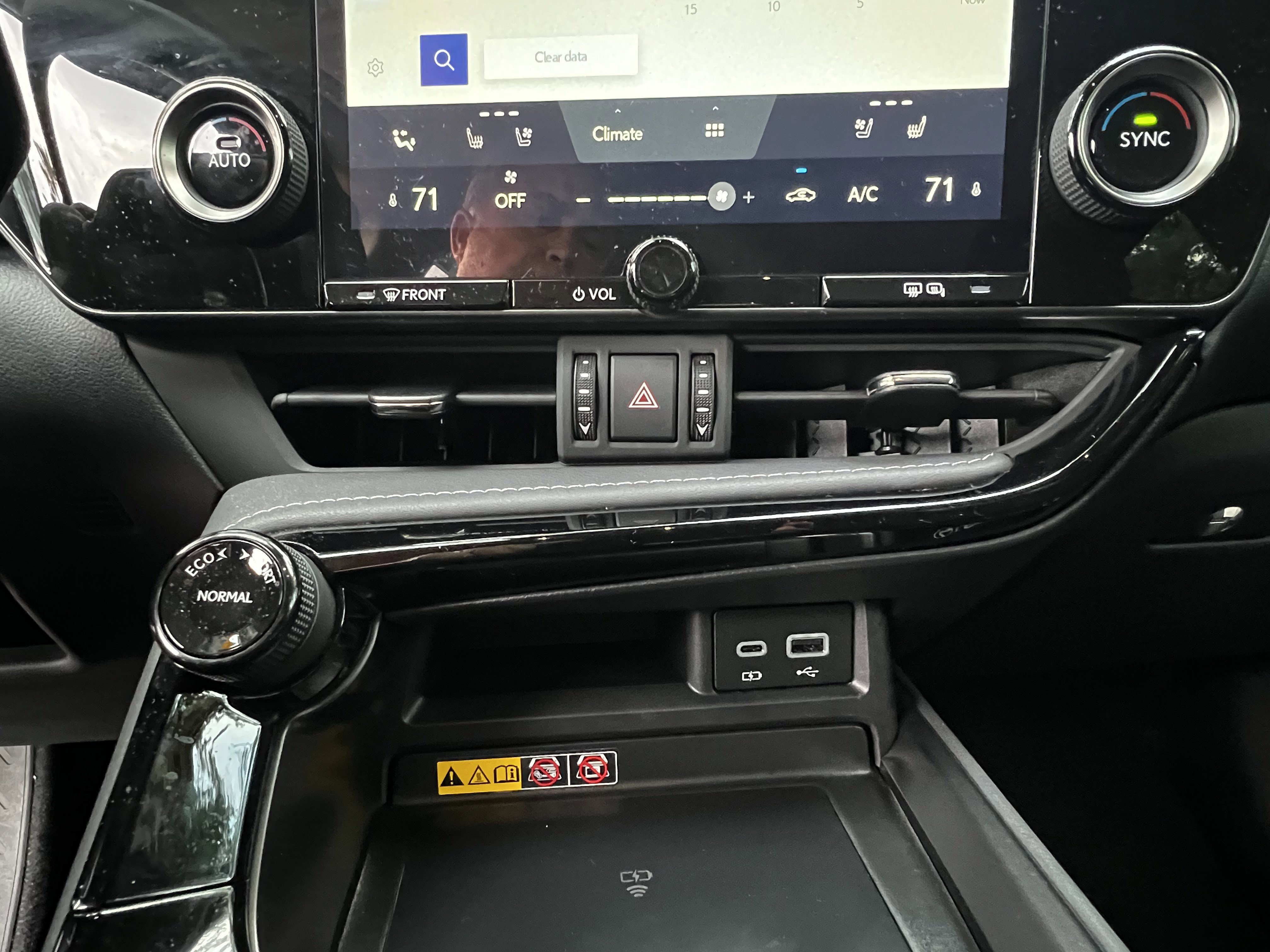 Used 2025 Lexus NX 250 FWD w/ Accessory Package (2T) image 25