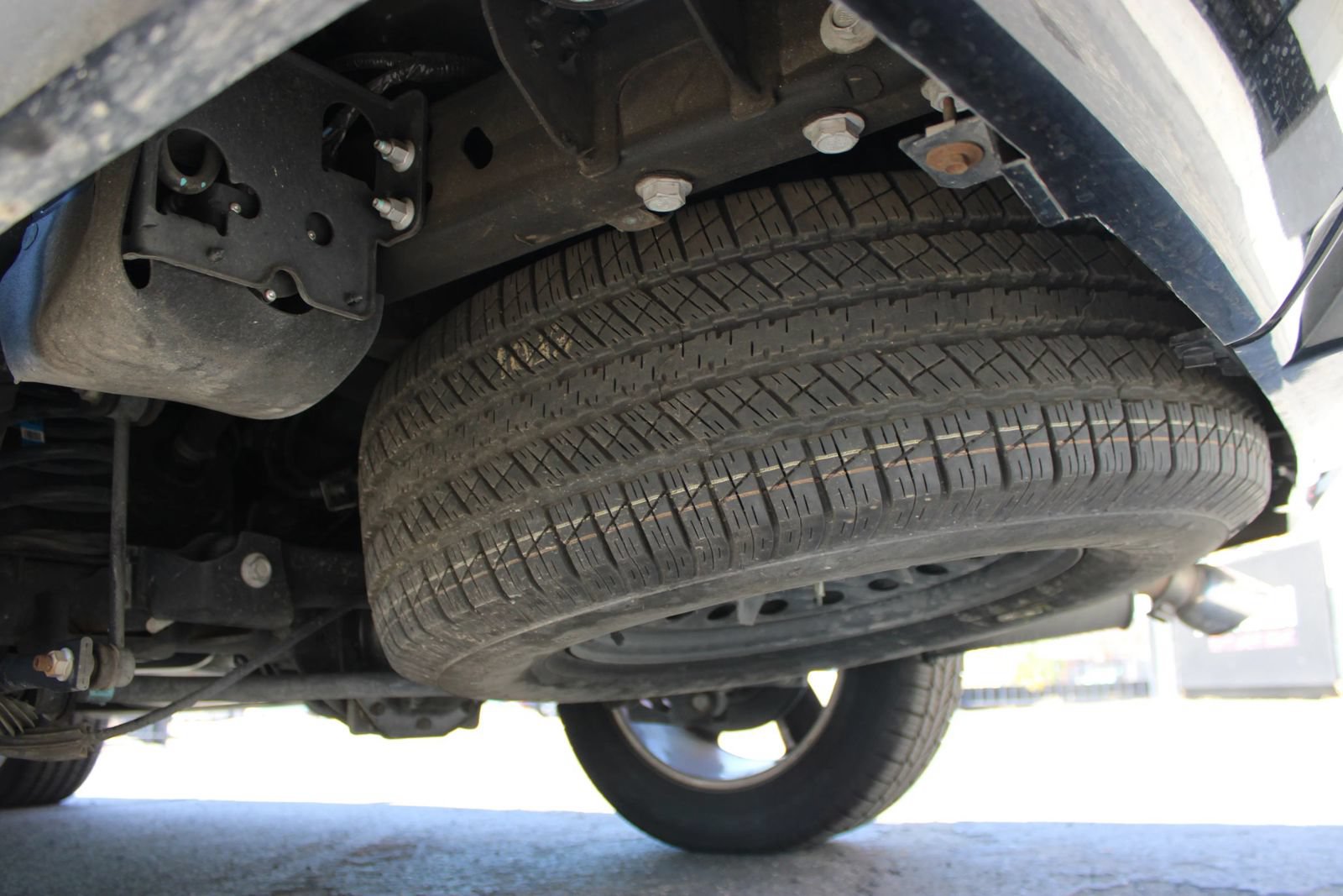 Used 2013 Chevrolet Tahoe LTZ AWD/4WD image 44