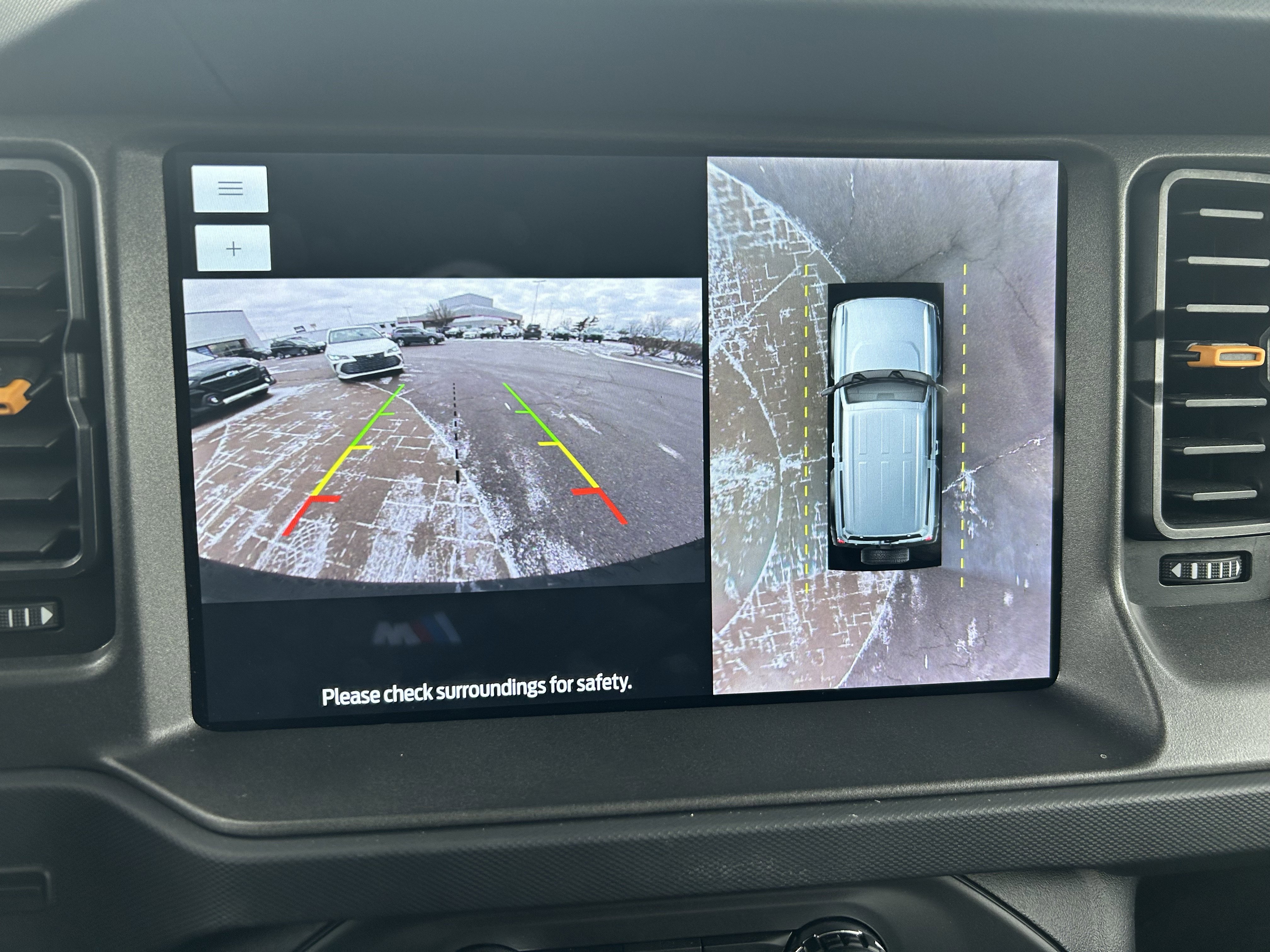 Used 2024 Ford Bronco Badlands image 14