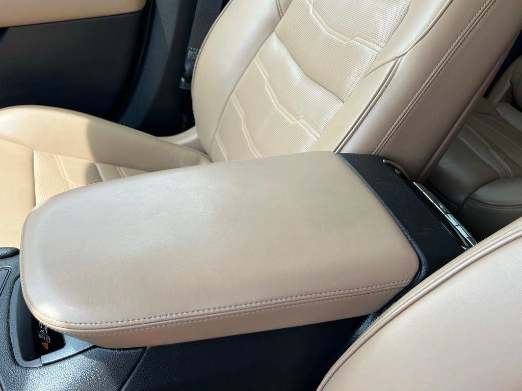 Used 2022 Cadillac XT6 Premium Luxury w/ Platinum Package image 43