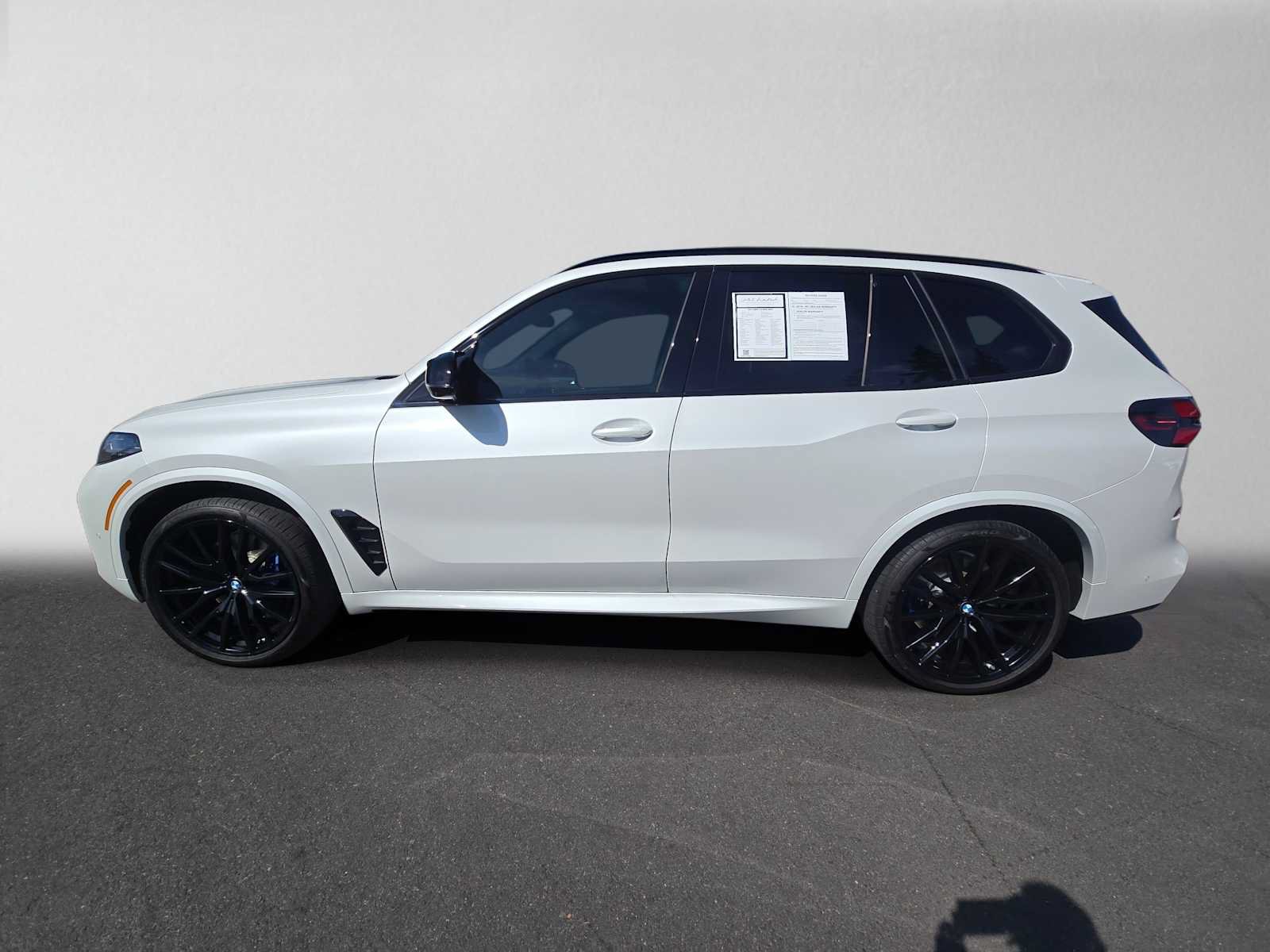 Used 2024 BMW X5 M60i w/ Climate Comfort Package AWD/4WD image 6