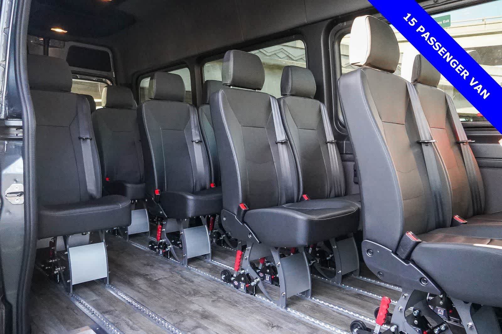 Used 2024 Mercedes-Benz Sprinter 2500 image 6