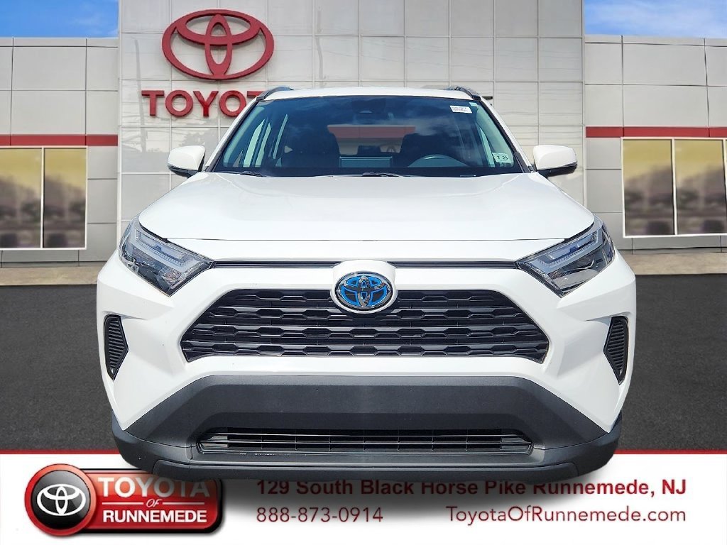 Certified 2024 Toyota RAV4 XLE AWD/4WD image 2