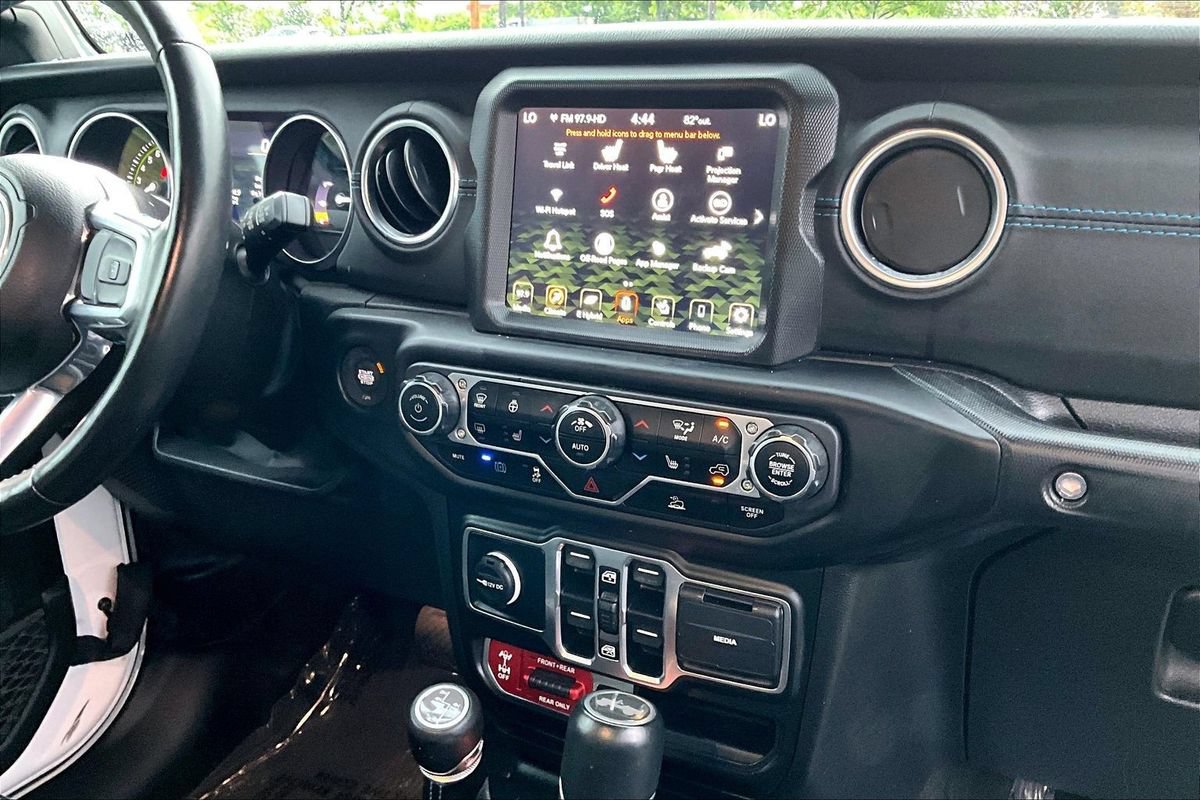 Used 2022 Jeep Wrangler Unlimited Rubicon 4xe w/ Cold Weather Group AWD/4WD image 33