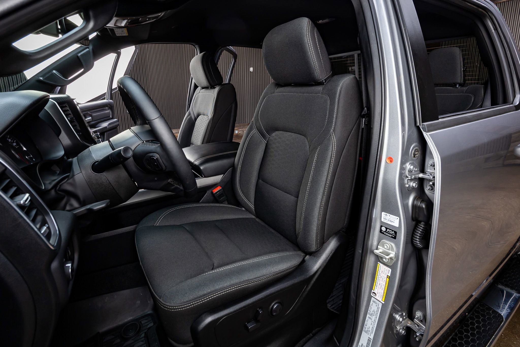 Used 2025 RAM 1500 Big Horn image 28