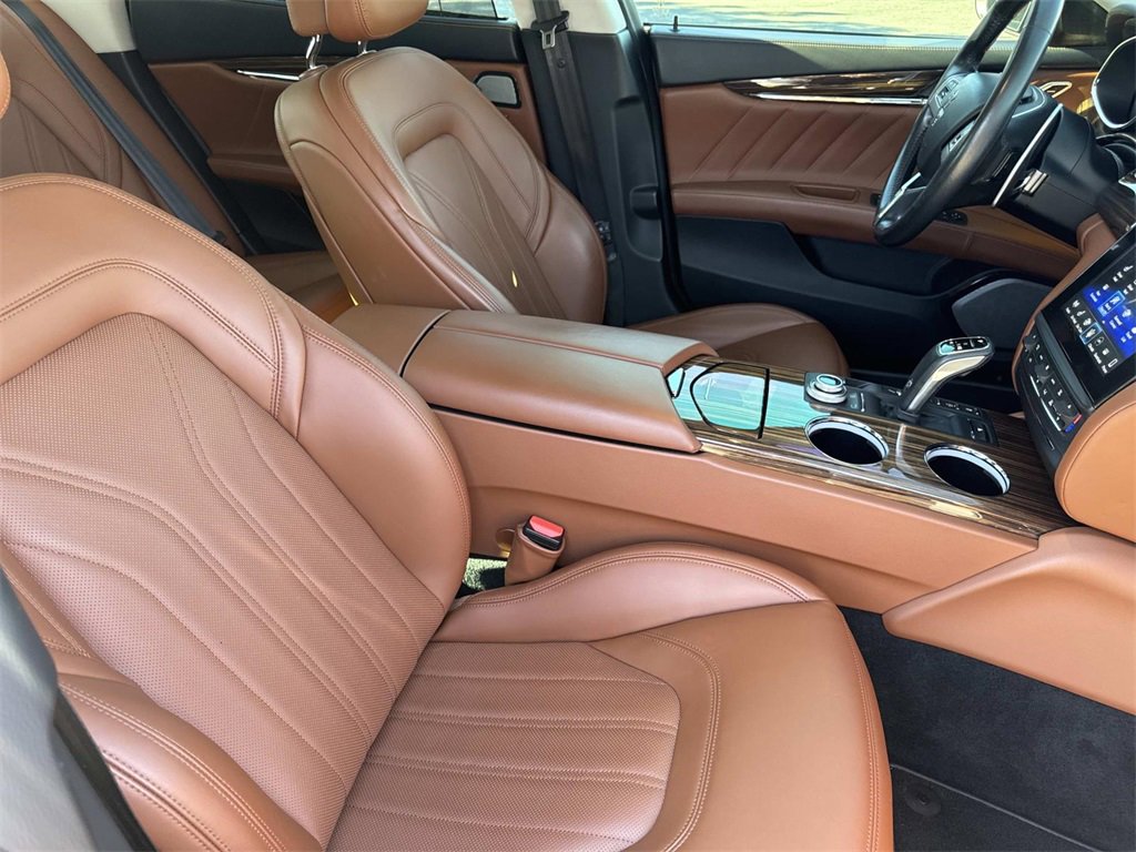 Used 2019 Maserati Quattroporte S image 27
